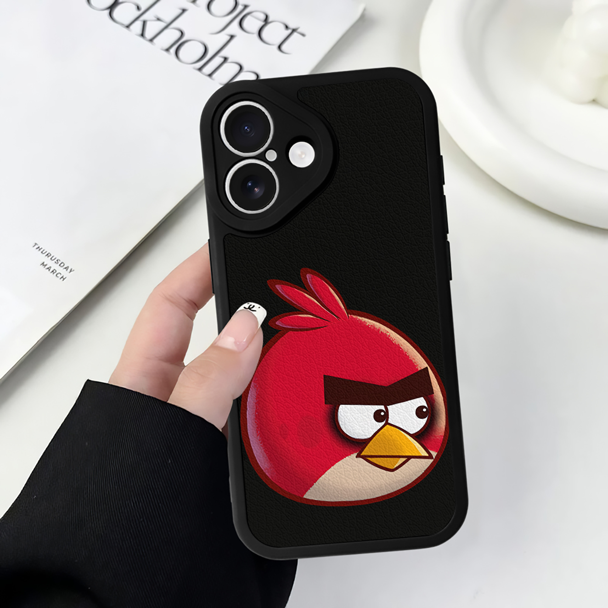 （画像用） Angry Birds アングリーバード 【iPhone 16シリーズ対応】シリコンスマホケース（レザー調） 材質：シリコン